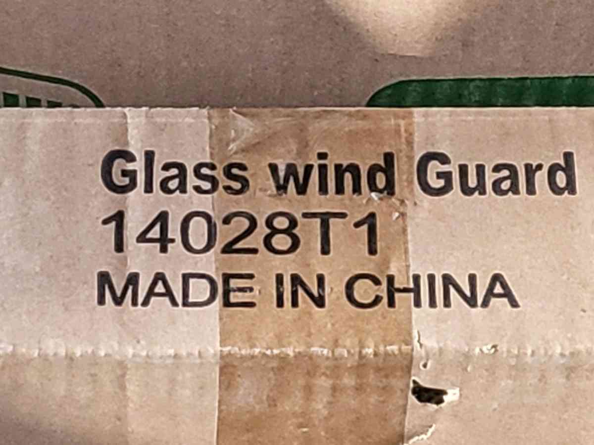 5 BOXES OF GLASS WIND GUARD 14028T1