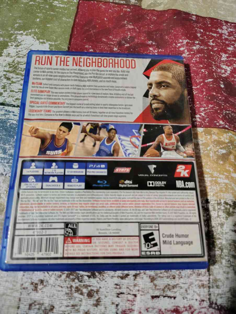 NBA 2k18 PS4 Disk looks brand new