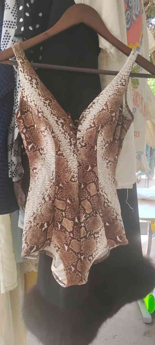 Vintage 1960s 1 piece Bathing suit