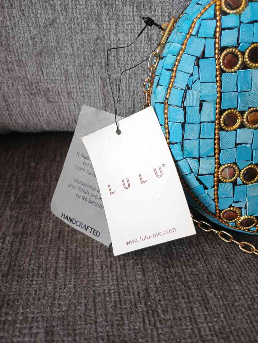 Lulu Gipsy Circle Crossbody Purse