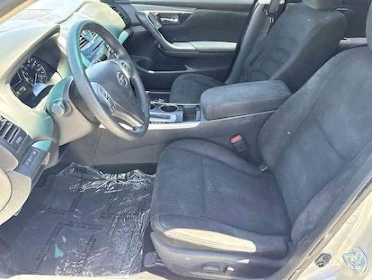 2014  NissanAltima 25 S