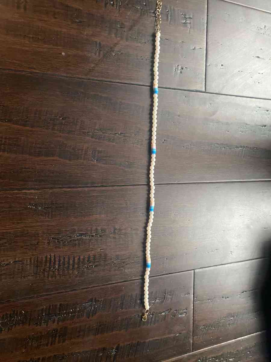 pearly beach necklace