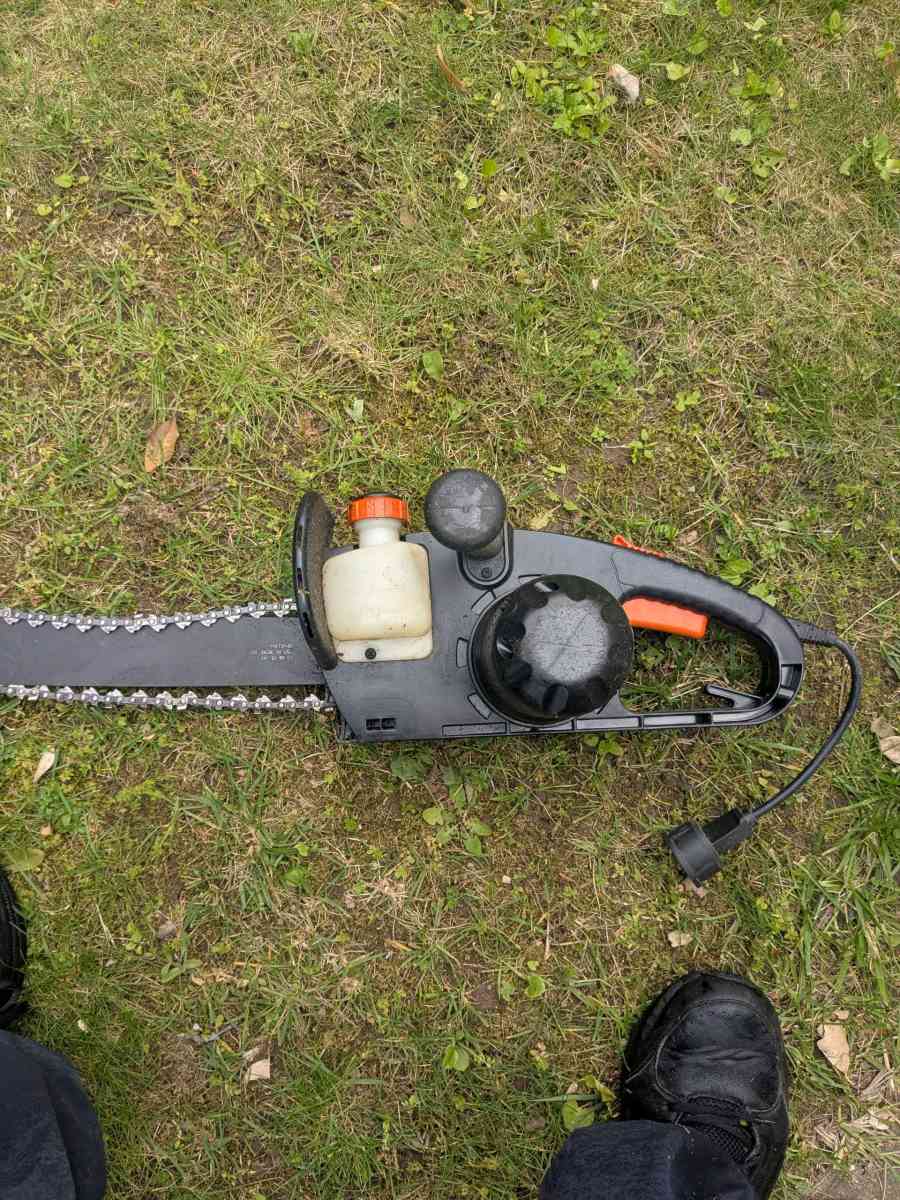 1 5 HP Electric Chainsaw