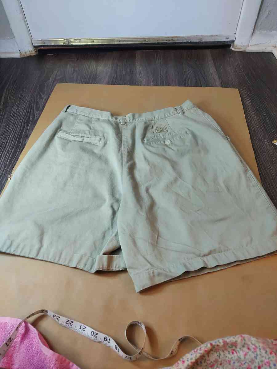 Lauren Ralph Lauren Khaki Chino Shorts Size 14W School Summe