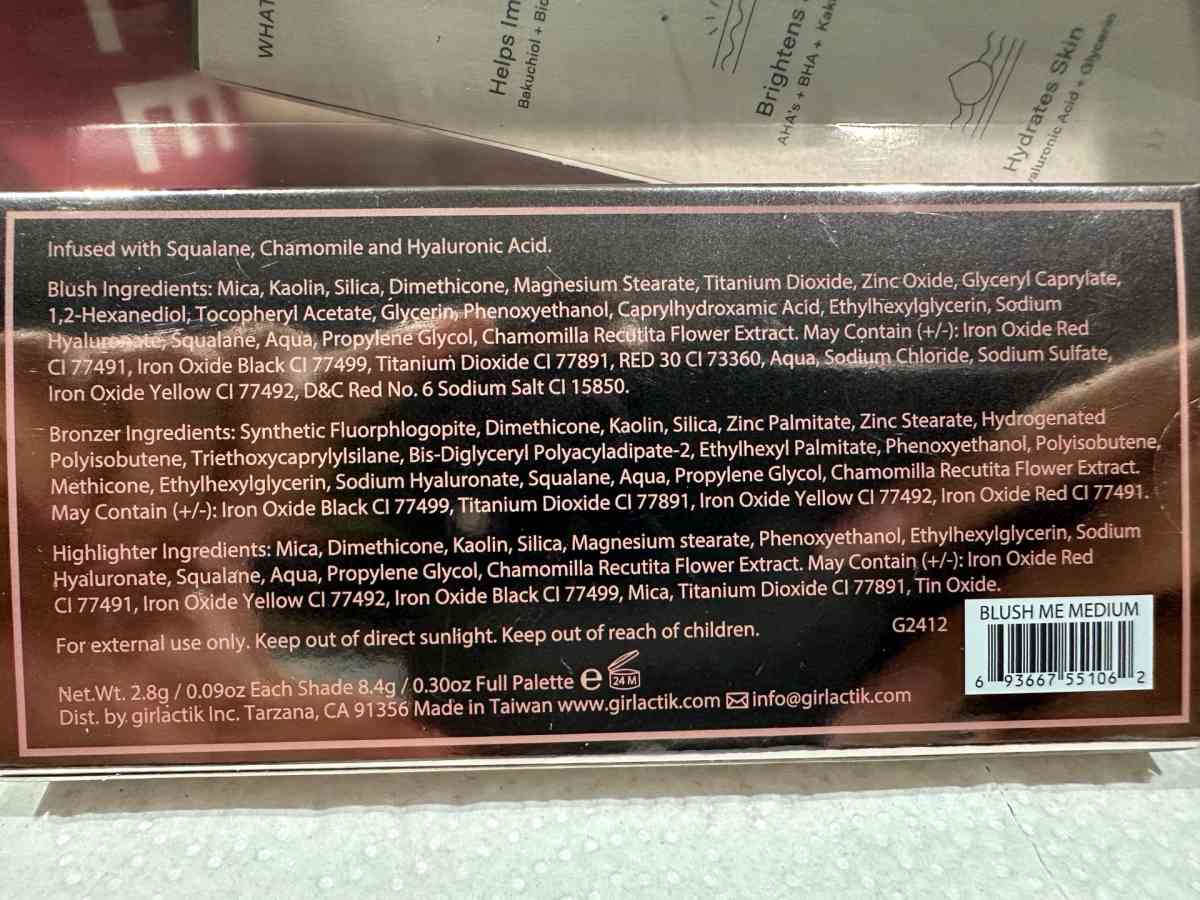 Girlactik Blush me  Glow Face Palette