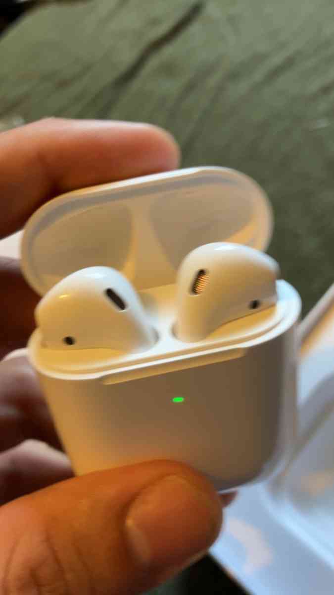 AirPods