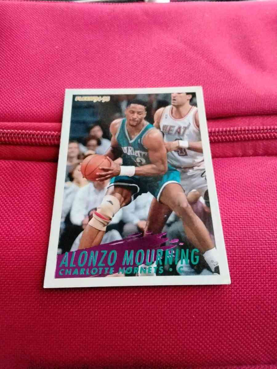Alonzo Mourning Charlotte Hornets Basketball Card NBA Fleer