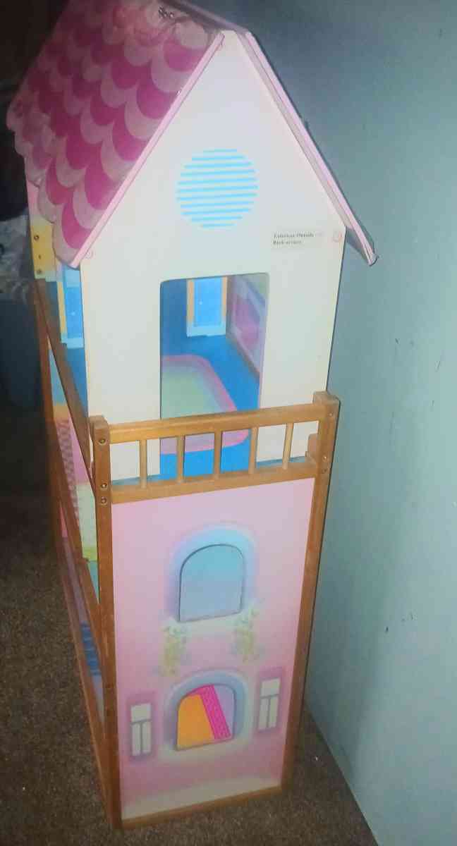 Large 5 Foot Wooden Doll House