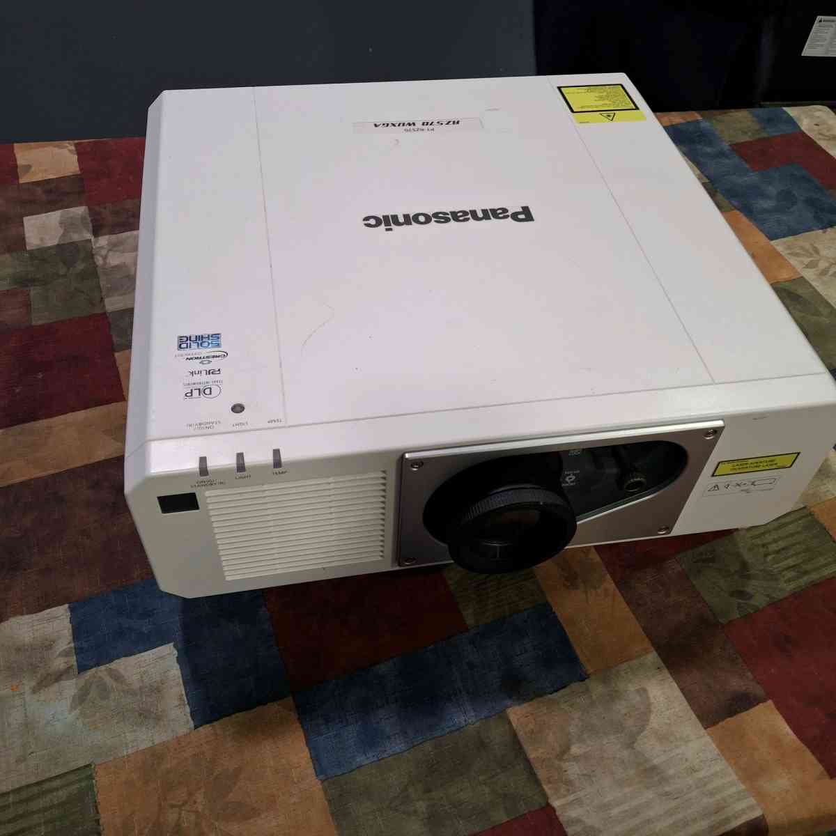 panasonic projector