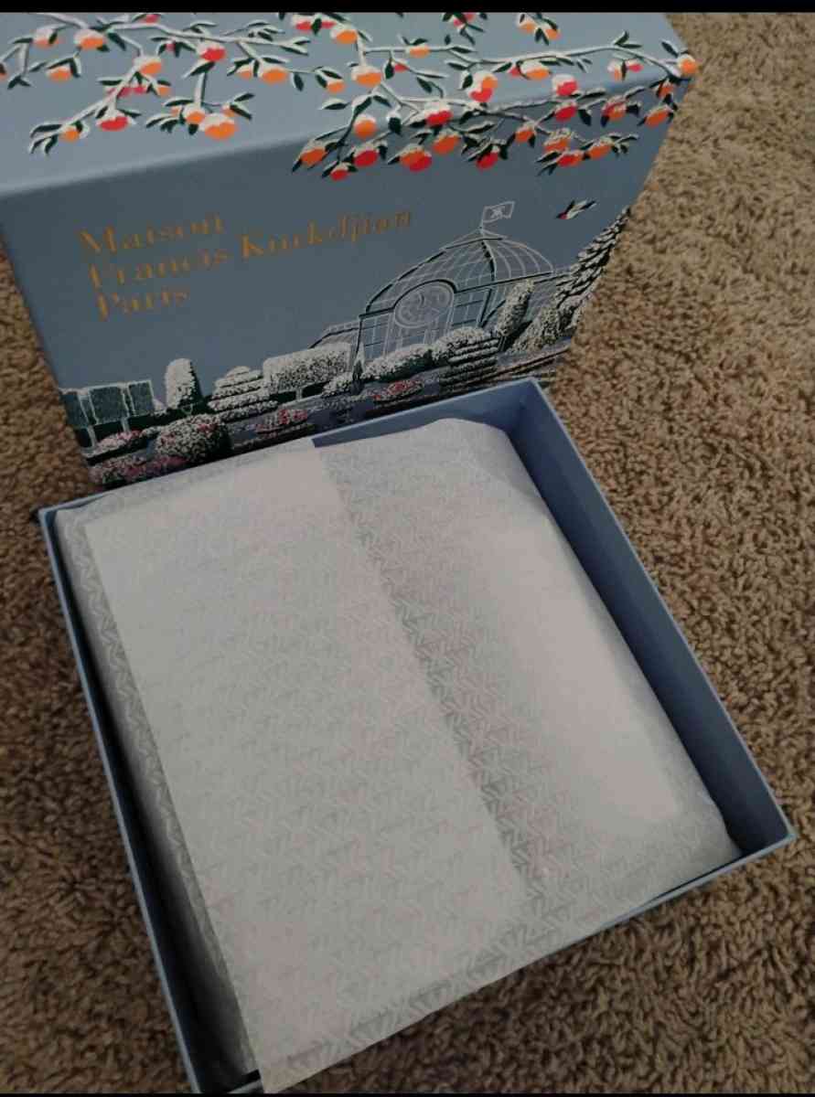 Maison Francis kurkdjian gift box