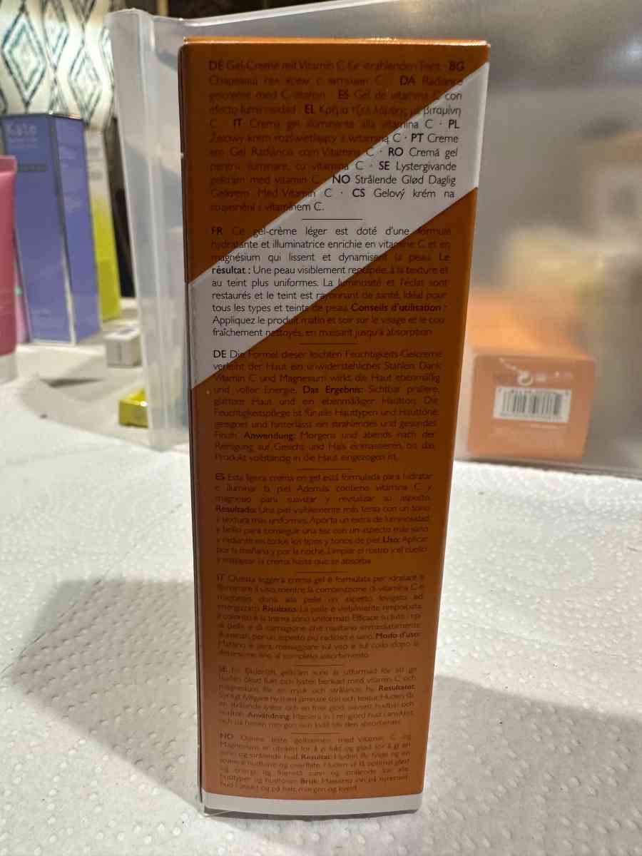 REN Clean Skincare Glow Daily Vitamin C Gel Cream