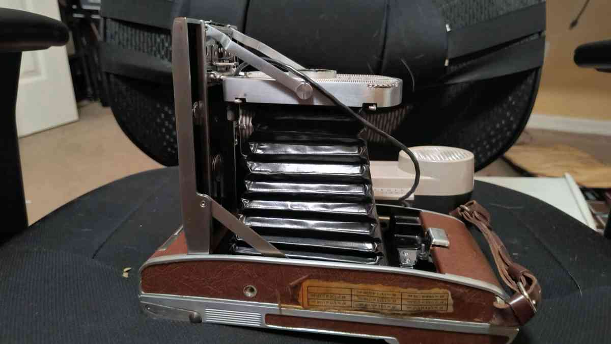 Polaroid land camera and Zeiss IKON