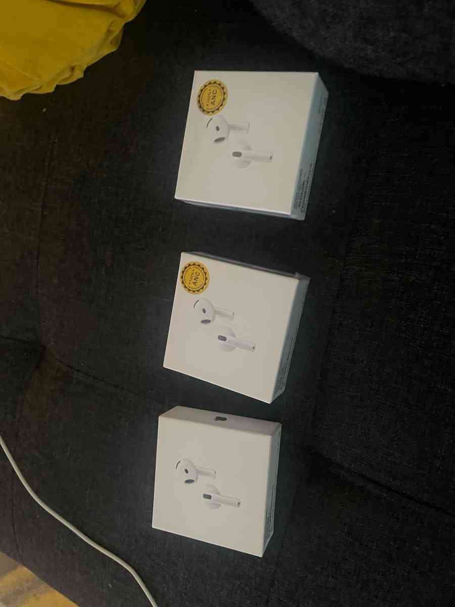 Apple AirPods 4th Gen Wireless Bluetooth Active Noise Cancel