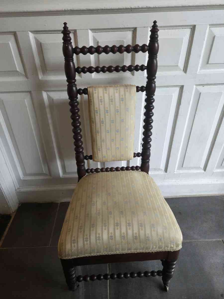 Antique Victorian Bobbin Chair  Classic Turned Spindle Desig