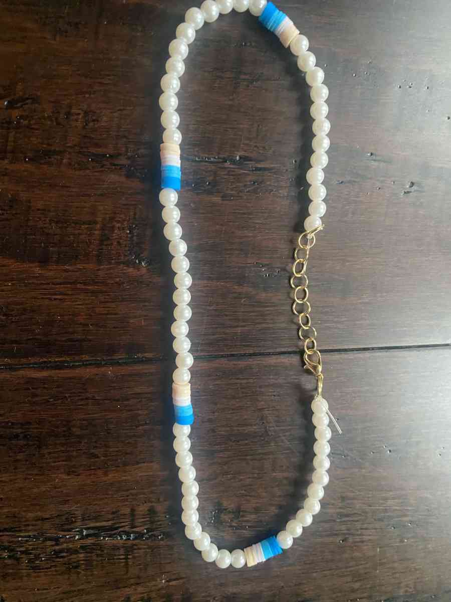 pearly beach necklace