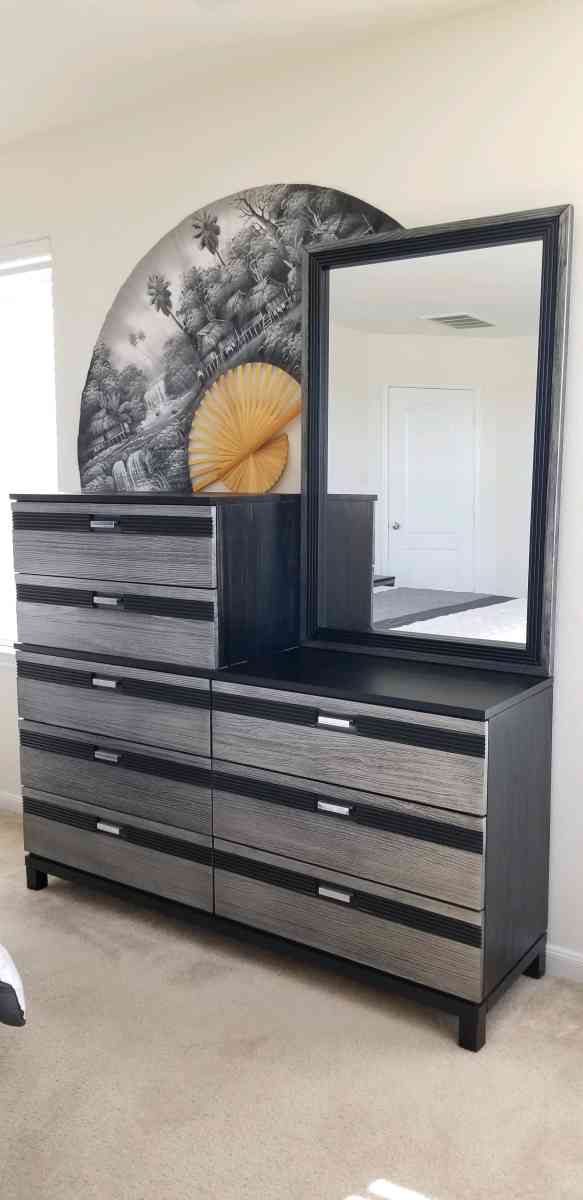 BlackGray all wood 8 Pc King Panel Bed Mattress Included