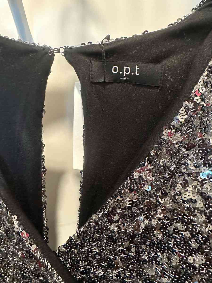 Silver long sleeve short dress party wear