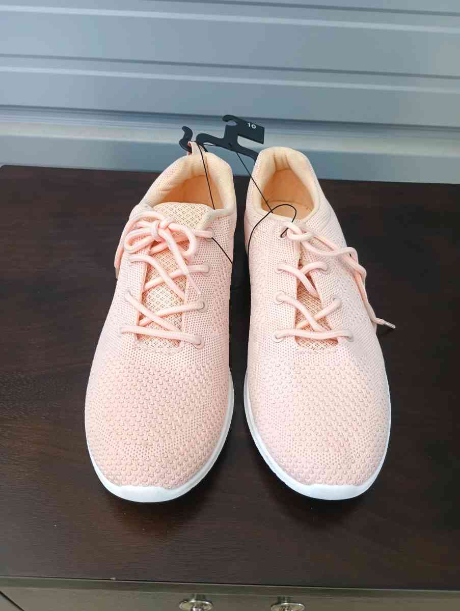 Pro player size 10 shoes for women