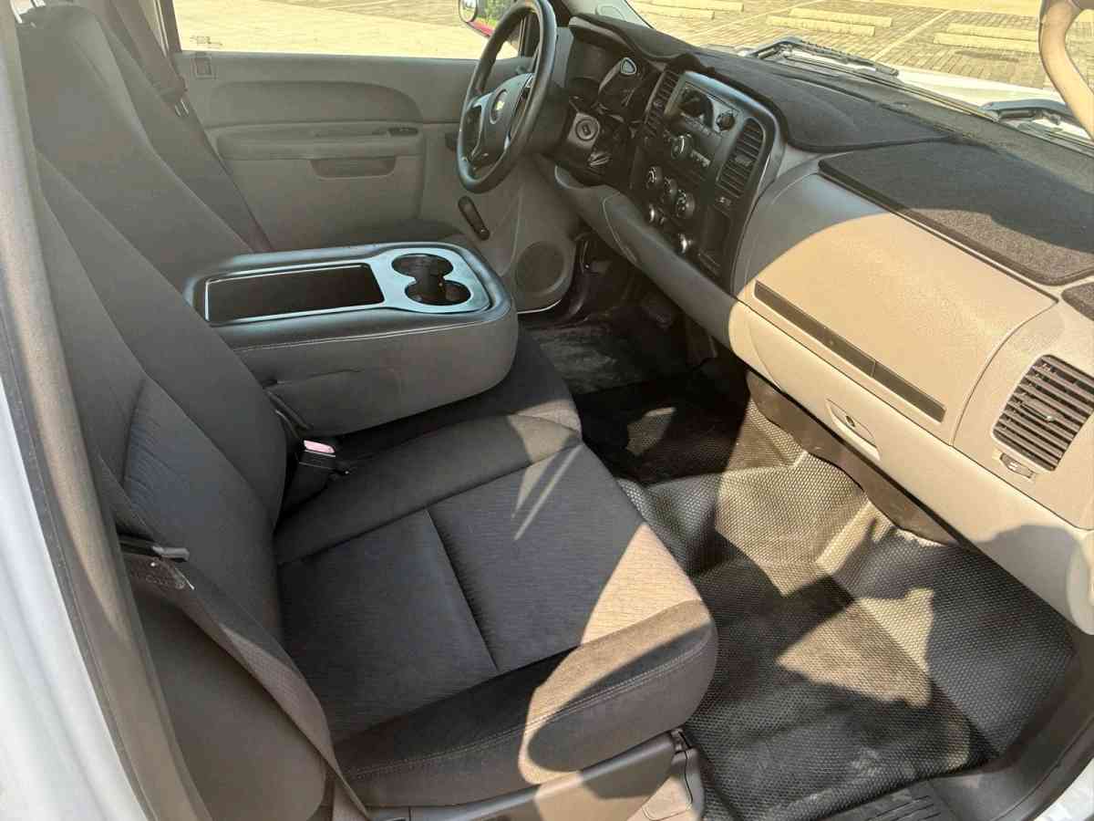 2013 CHEVROLET SILVERADO