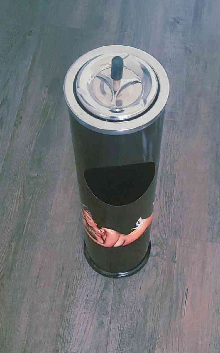 Ash Tray Collectable