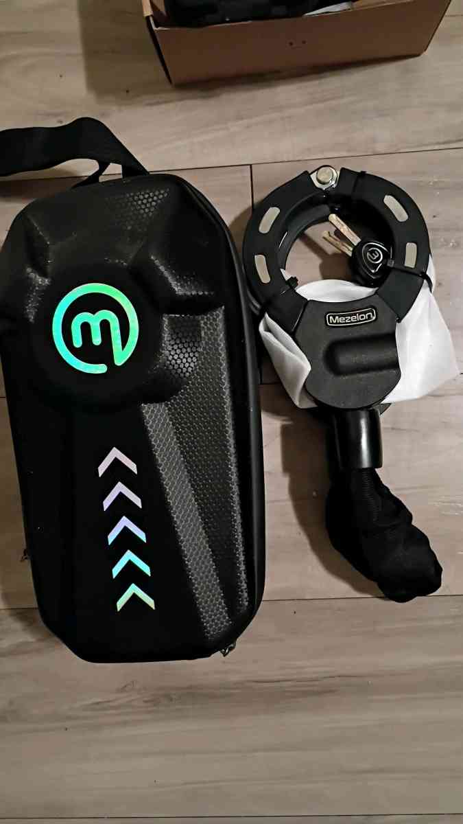 Scooter Lock And Phone Holder Bundle