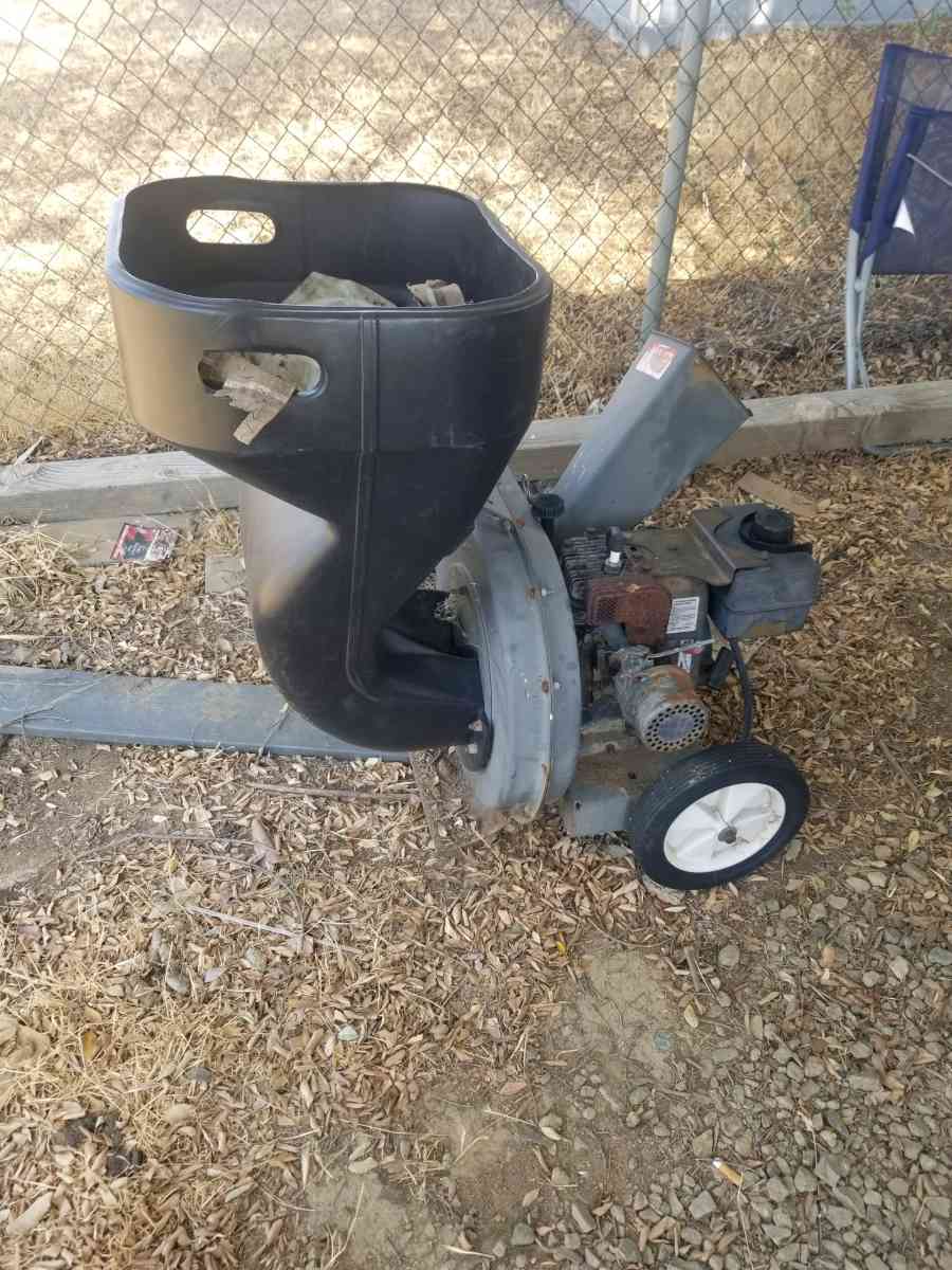 Grinder for mulch