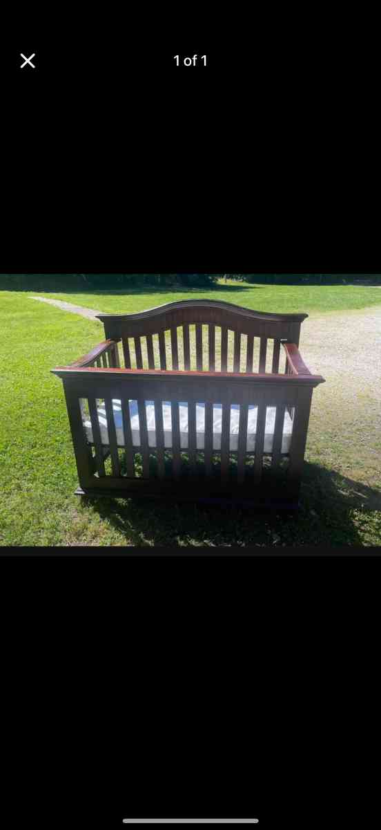 baby crib