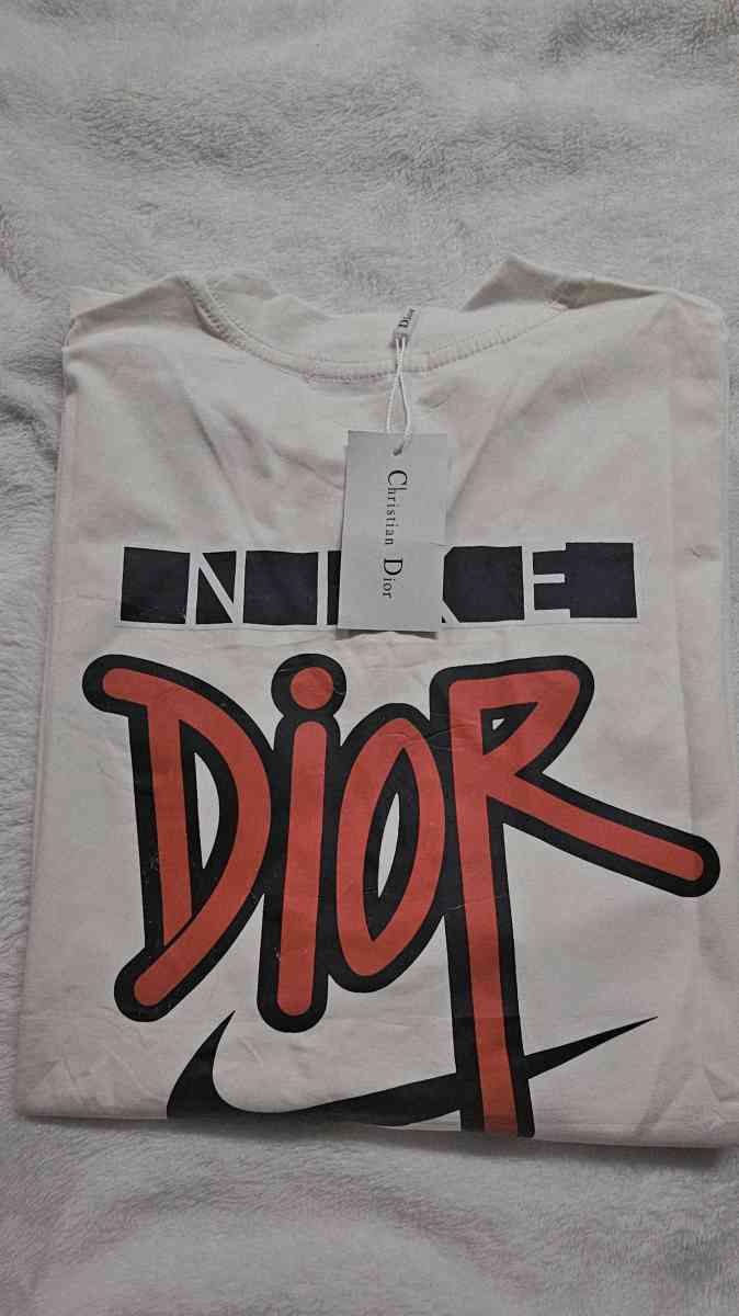 Hermosa Camisa Nike y cristian dios Talla L Para Hombre