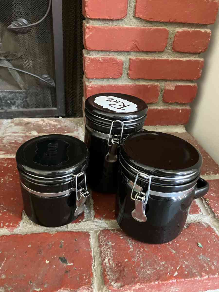 black glass containers