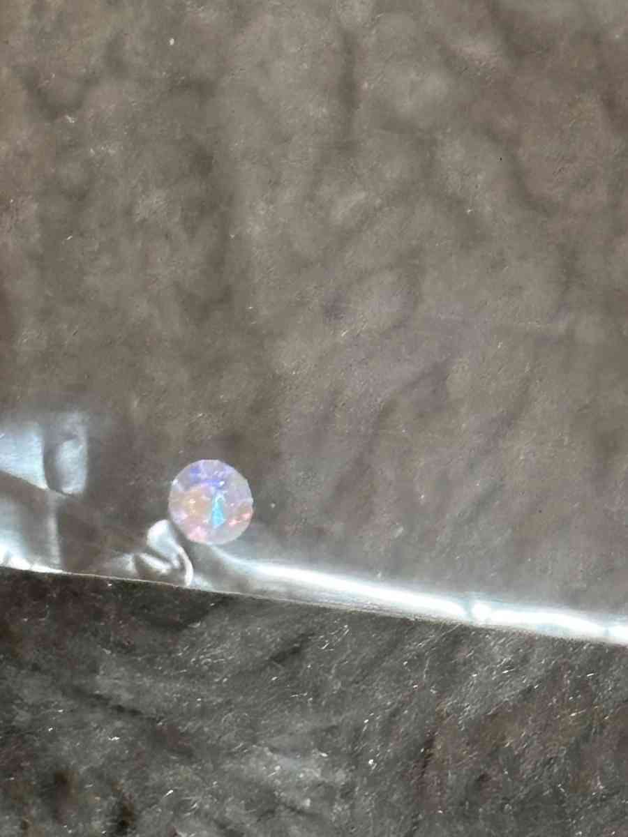 Rhinestone Gecko Brooch