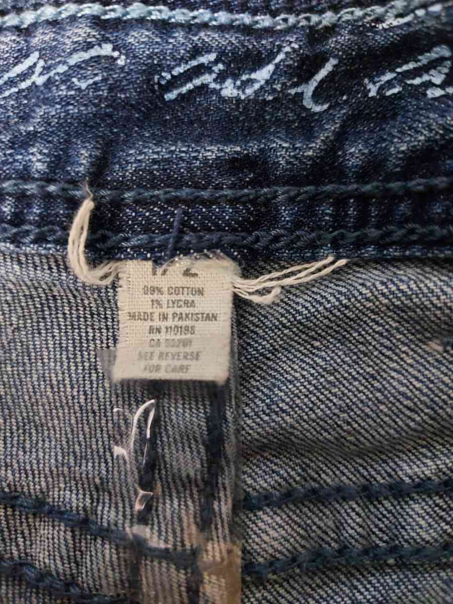 Aeropostale Raw Hem Bermuda Shorts Size 12