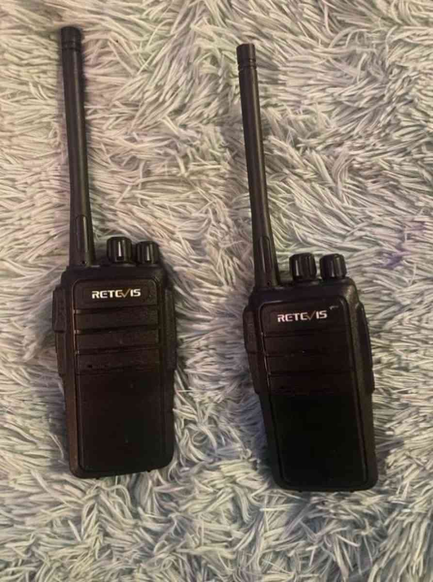 Set of walkie talkie radios