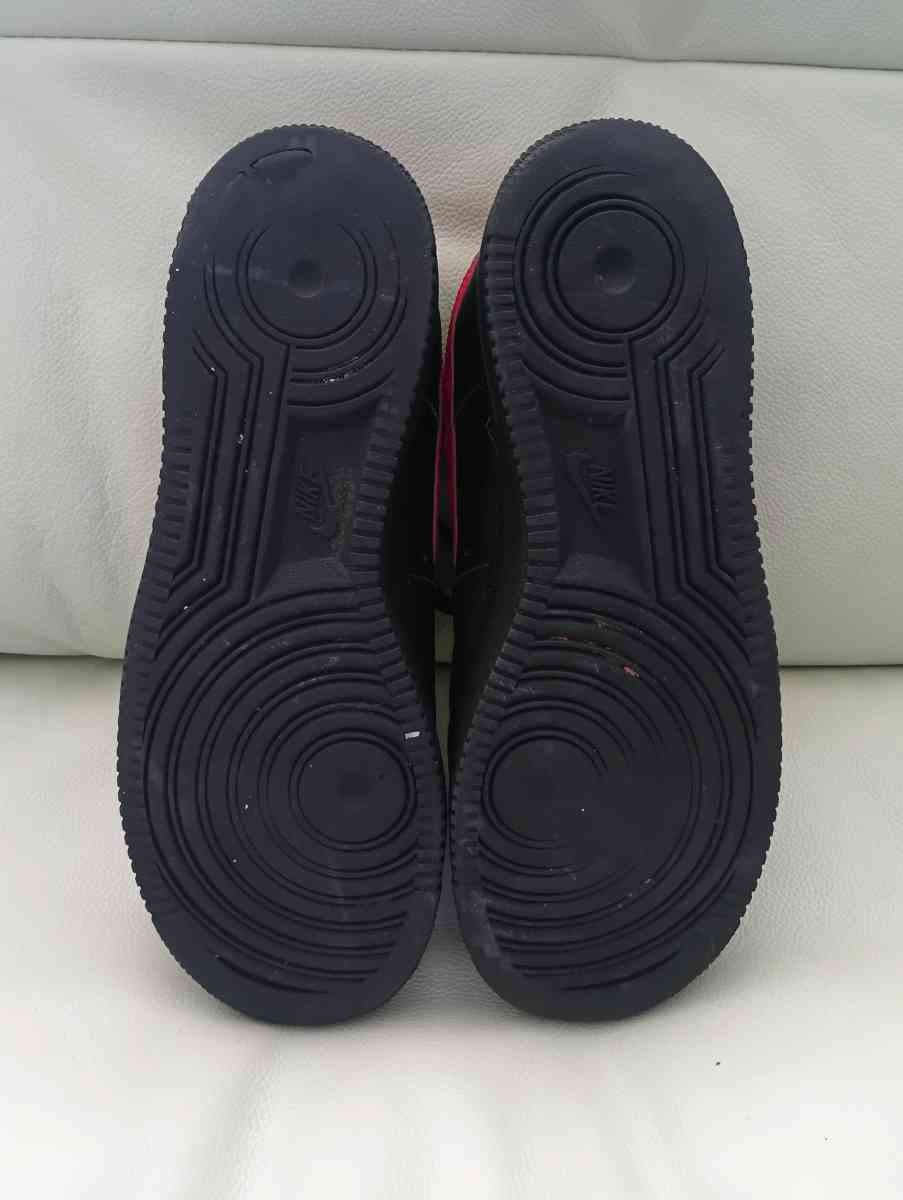 Nike Air Force 1 07 LE Russian Floral Black Red shoes