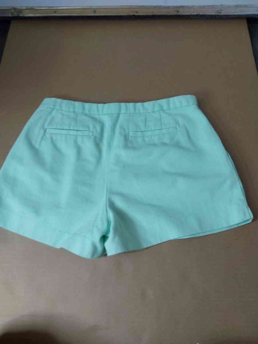 J Crew Mint Green Pleated Pique Cotton Shorts Size 2 Flaw