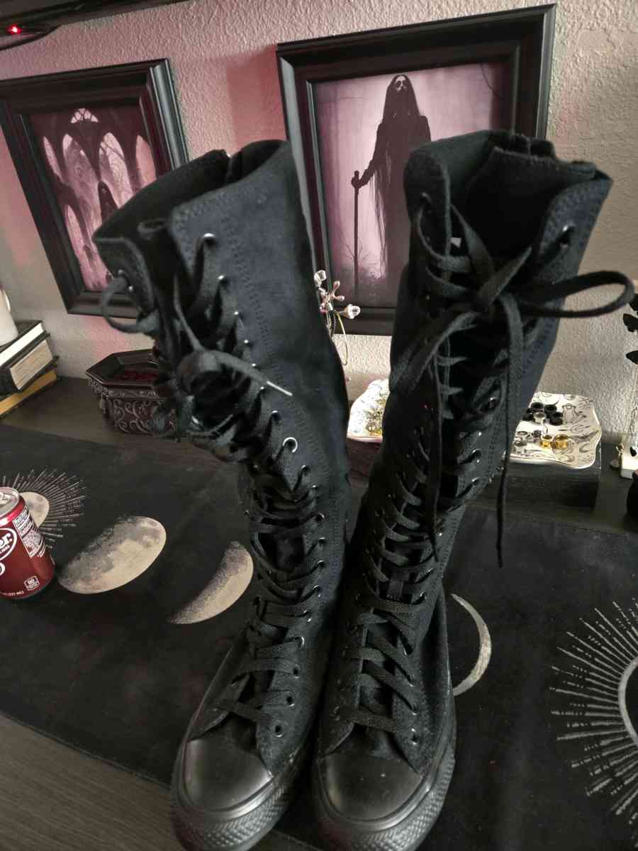 knee high converse