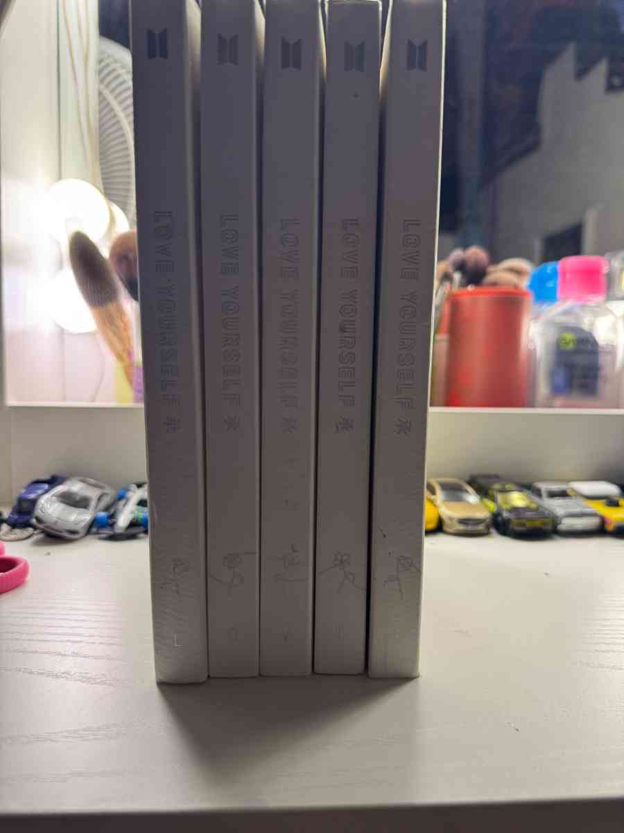 BTS Love Yourself Album CDs and Pictures