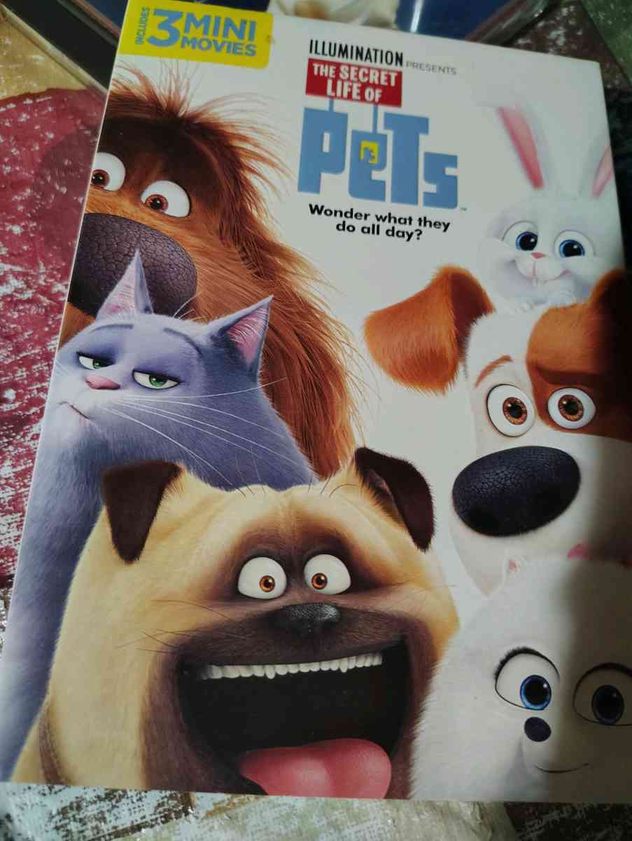 Secret Life of Pets 1 and 2 bundle