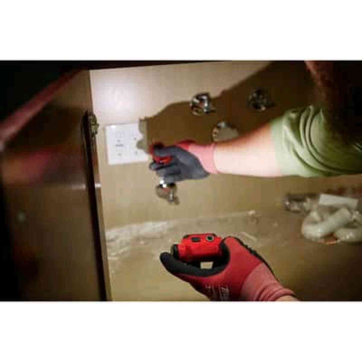 Milwaukee Redlithium 475 lm BlackRed LED Head Lamp