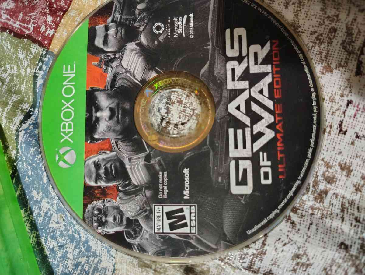 Gears of War Ultimate Edition nocoverdamaged caseaspictured