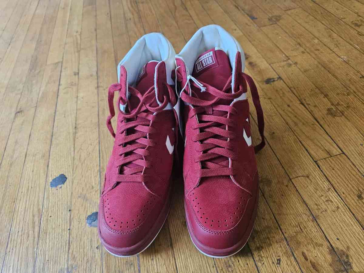 Converse Weapons Res and White High Top Sneakers