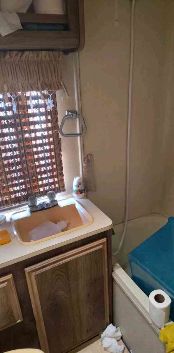 1986 Fleetwood bounder rv