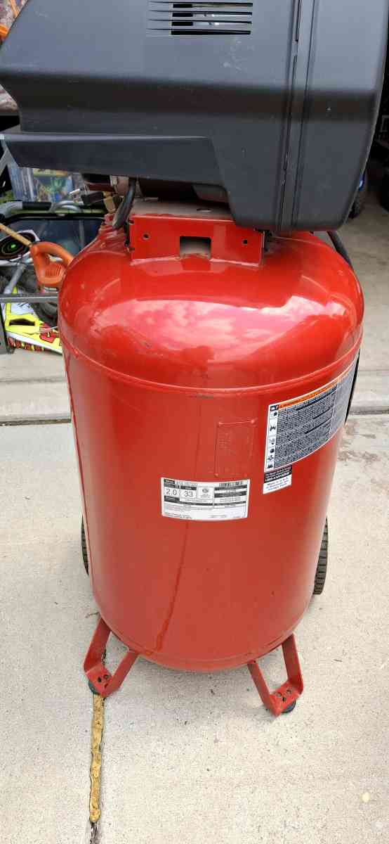 craftsman 33gallon 150 psi air compressor like new