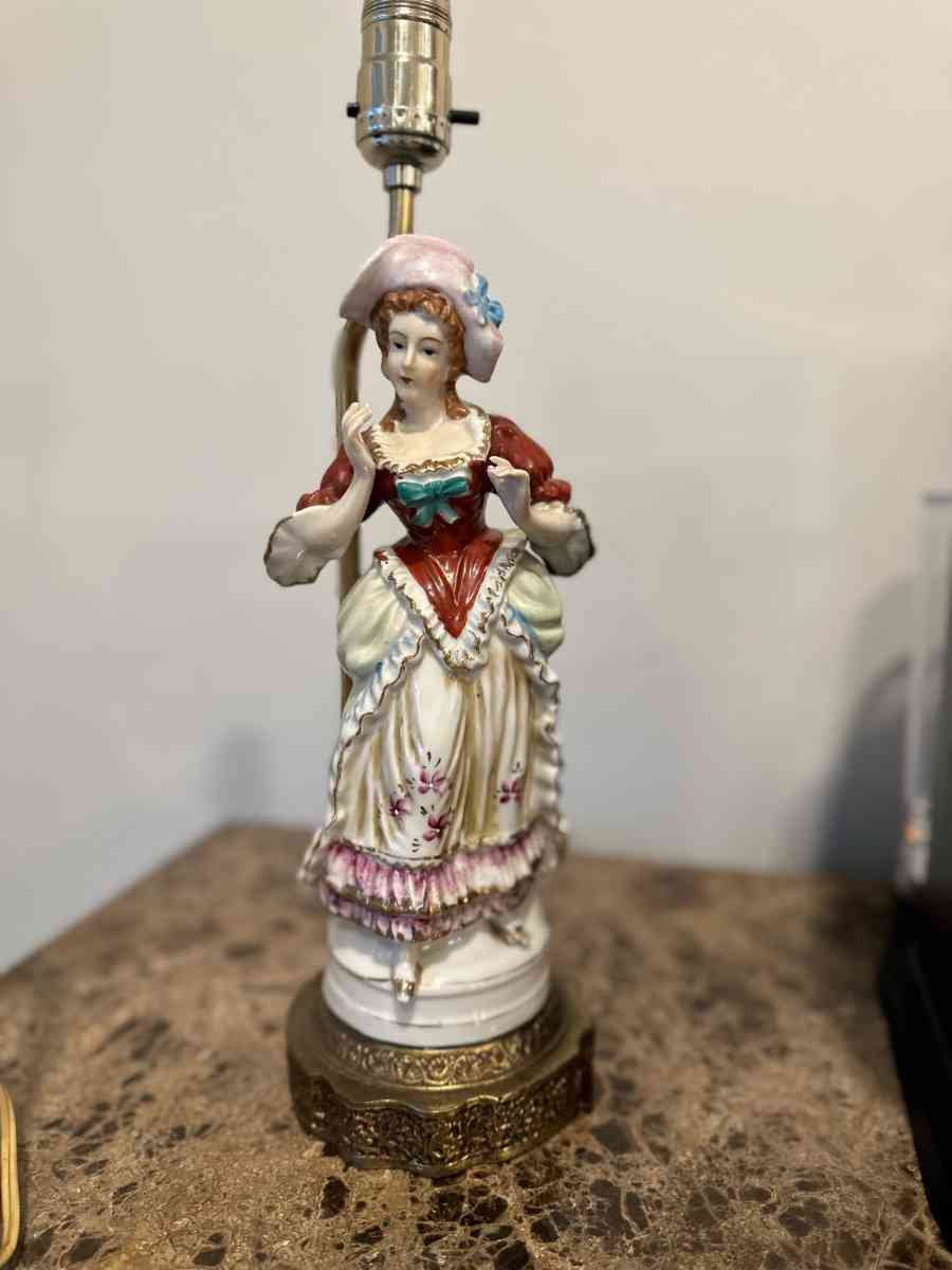 Vintage Porcelain Figurine Table Lamps Set French Man And Wo