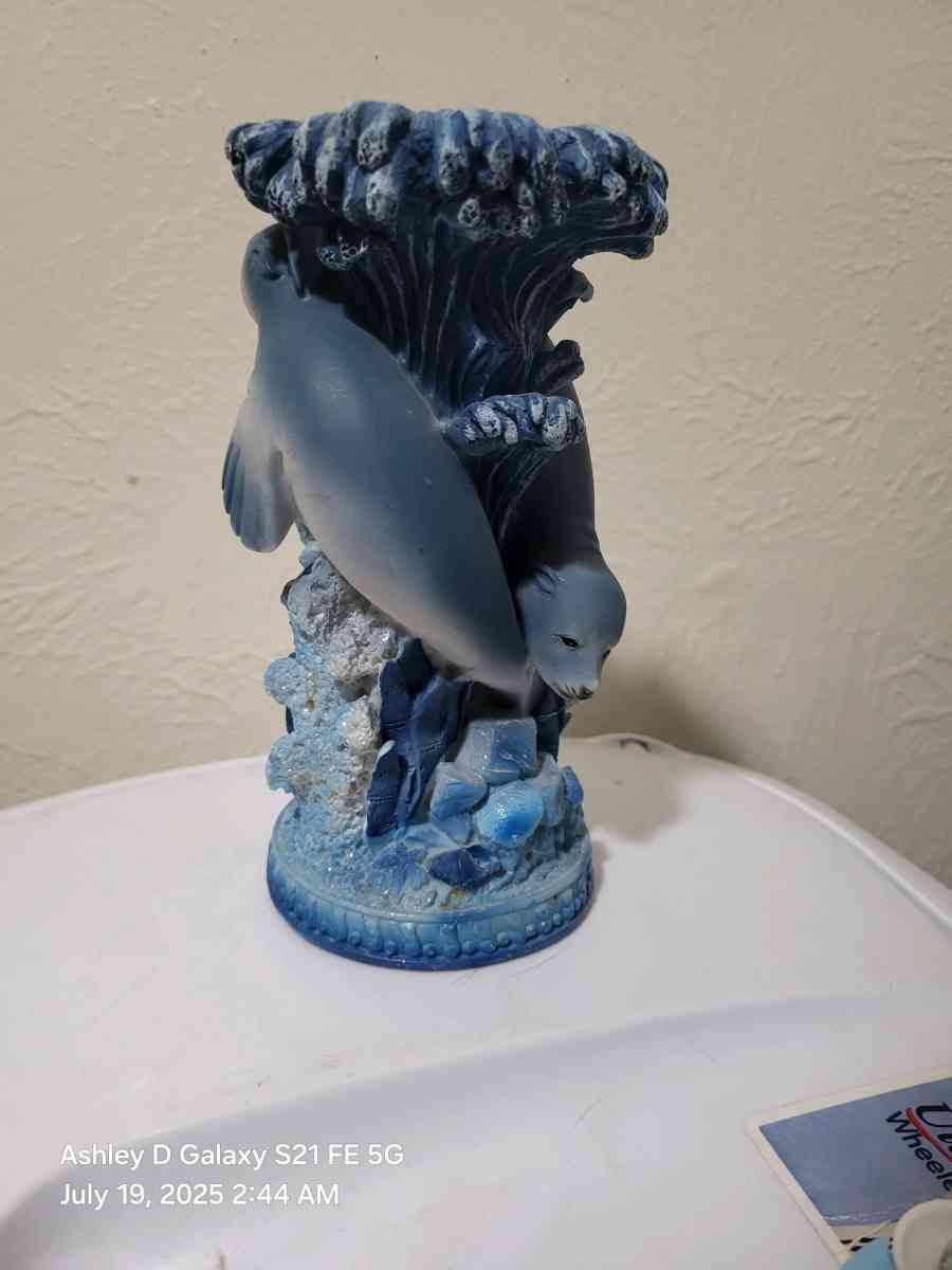 Dark Blue Seal Candle Holder