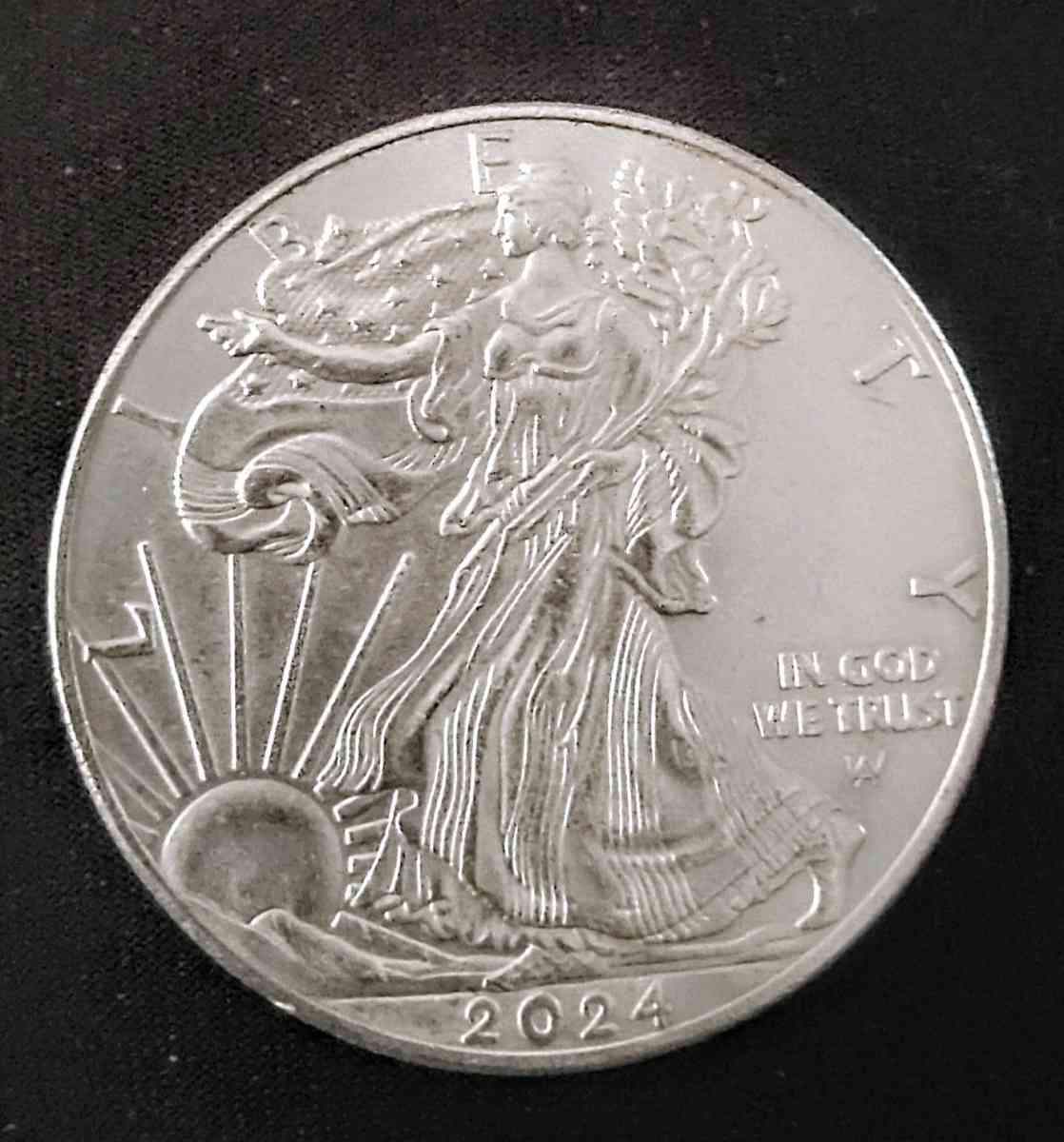 2024 silver eagle 1 OUNCE