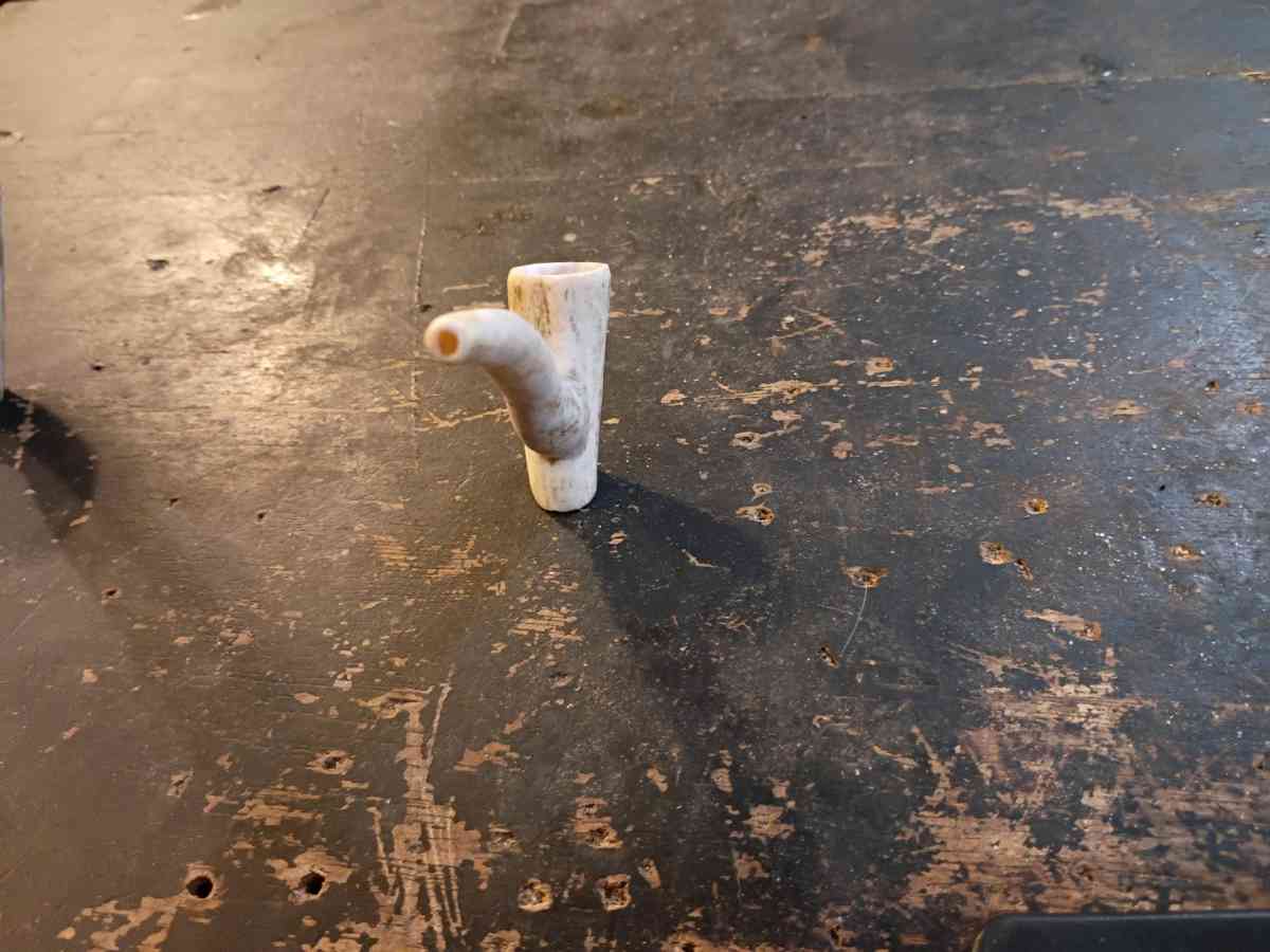 deer antlers pipe