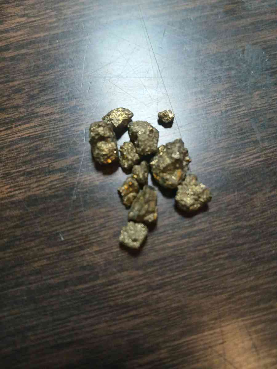 lots of pieces of gold