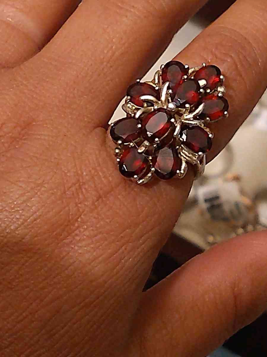 Sterling silver ring sz7