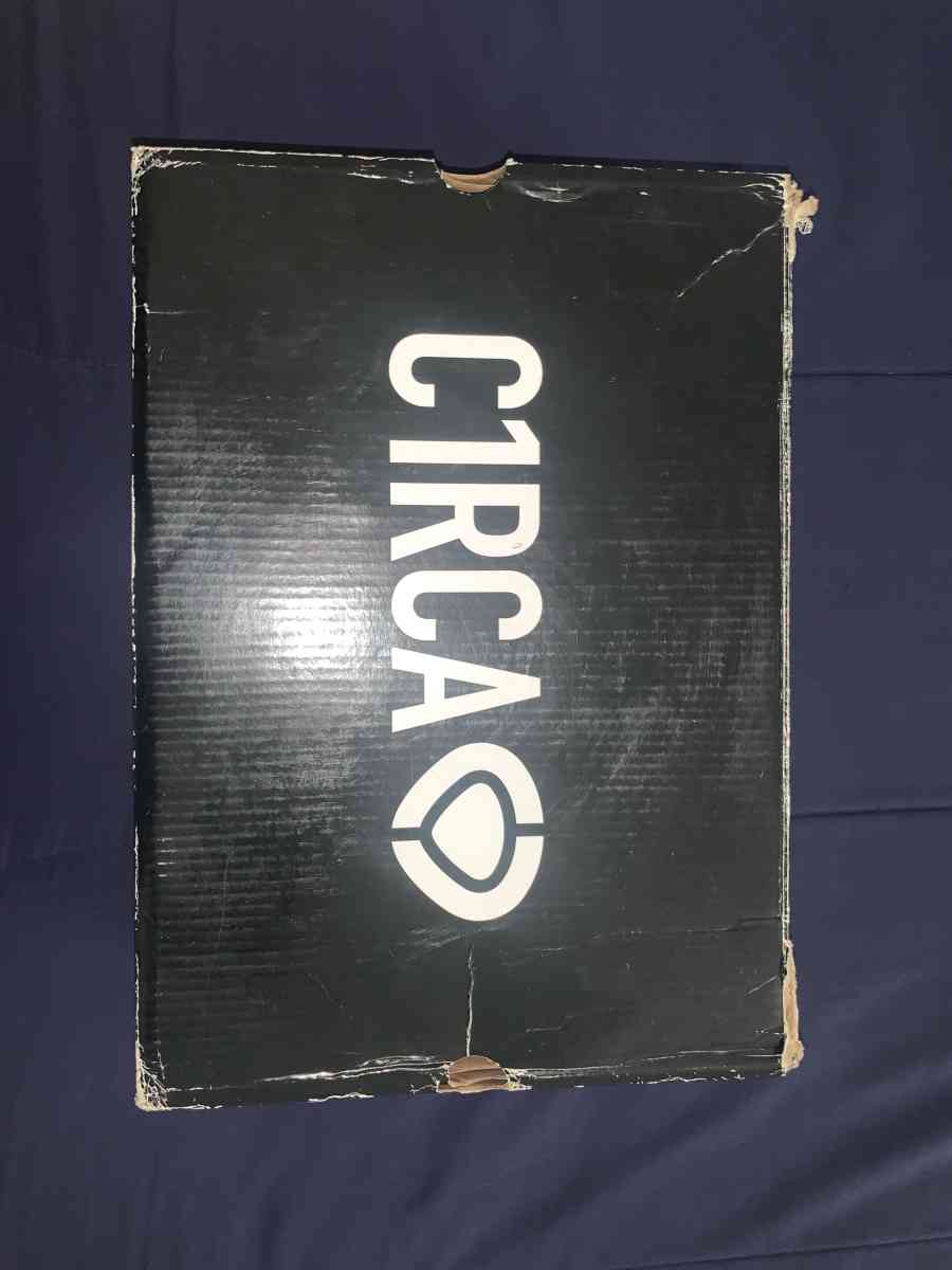 C1RCA BLACK AND WHITE SHOES