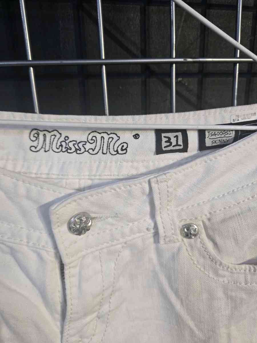 women miss me jeans color white
